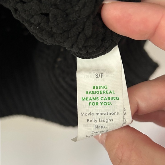 Aerie Cable‎ Car Quarter Zip Sweater Black size Small Oversized Chunky Knit - Picture 5 of 8